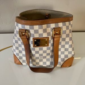 Vintage Louis Vuitton hampstead handbag used